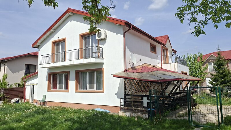 Corbeanca, zona Paradisul Verde, imobil liber.
